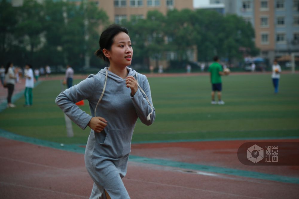 江西舞者“蔡依林”：青春为自己绽放