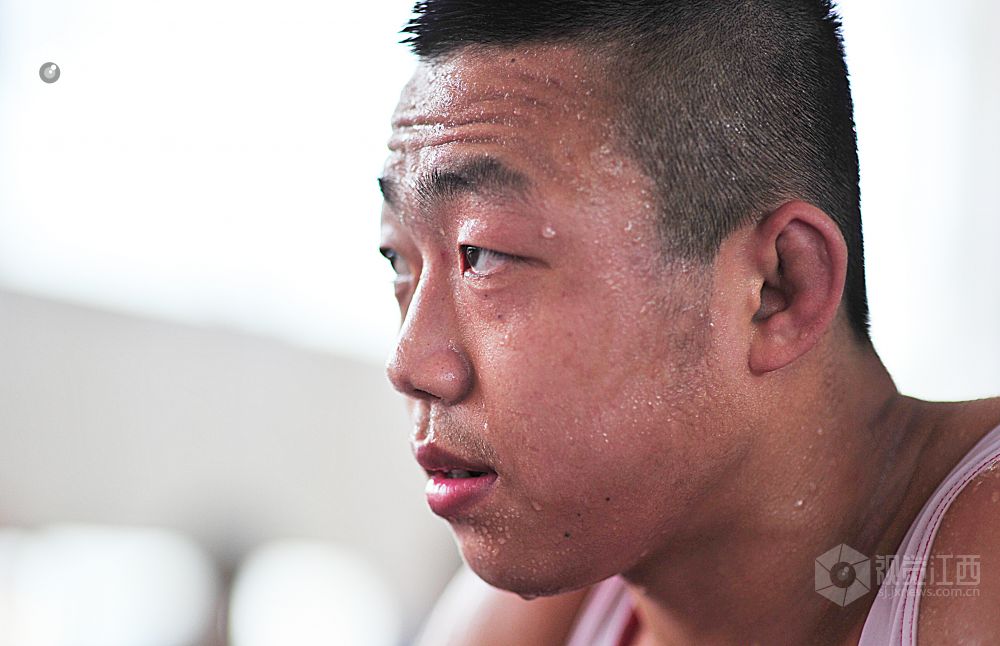 摔跤吧！男孩儿！江西健儿演绎技艺与力量的视觉盛宴