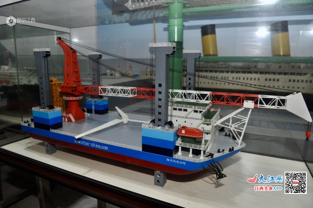 南昌“骨灰级”航海模型玩家 曾三次夺得世界冠军奖牌