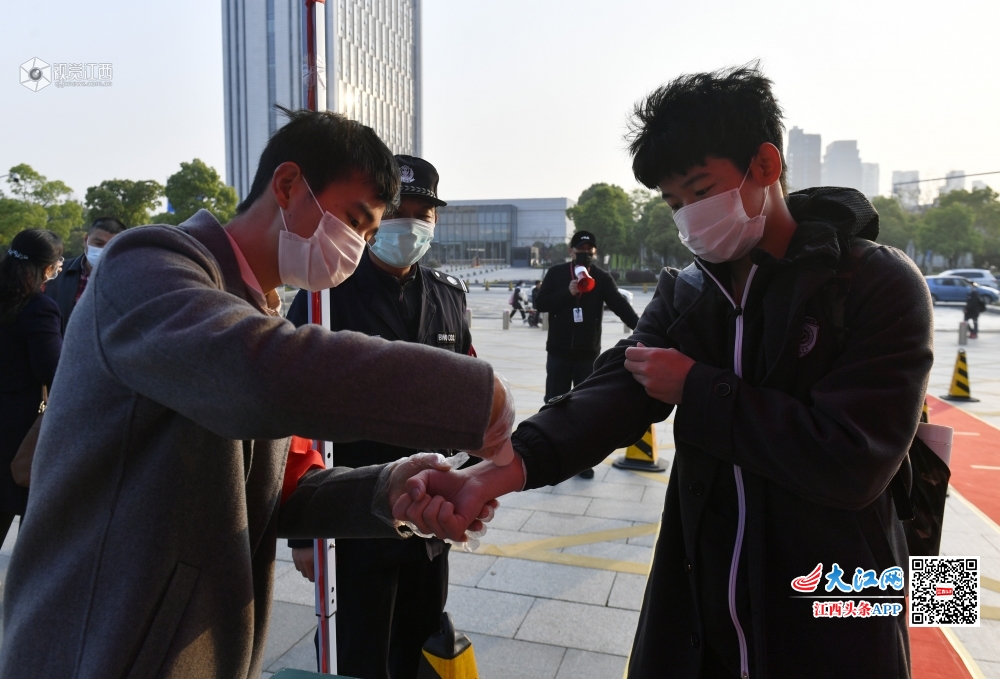 直击南昌各毕业班返校首日  为梦想加油！