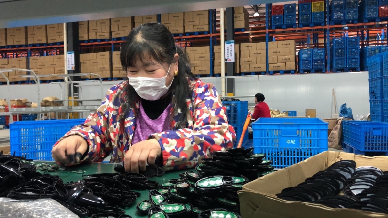 江西余干：保障贫困户就业，稳定贫困户收益