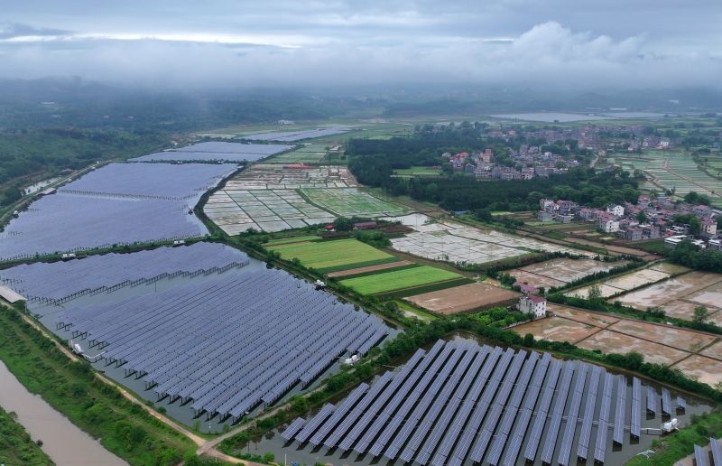 江西泰和：光伏发电助力绿色发展