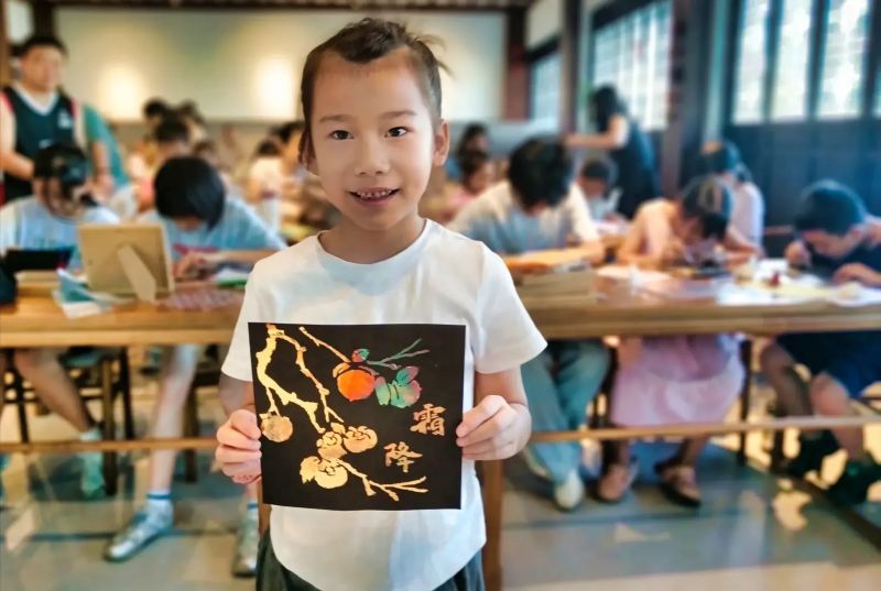 江西永新：非遗烧箔画 体验传统技艺