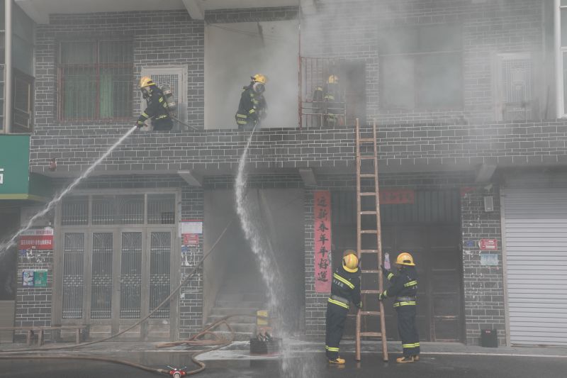 江西莲花：消防宣传月正式启动